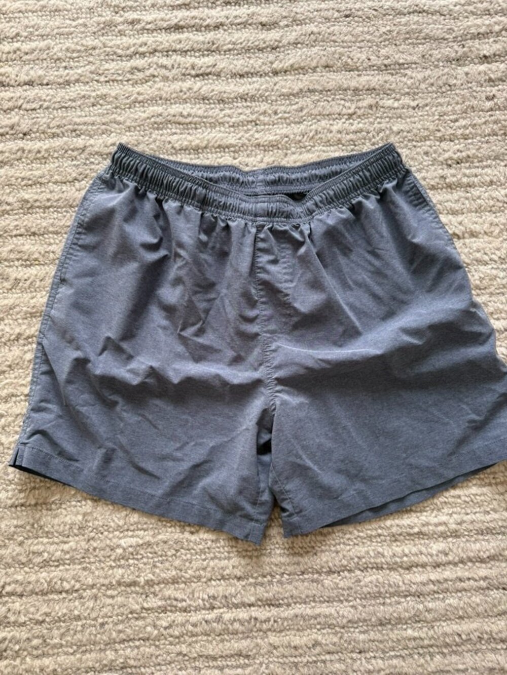 Chubbies Light Blue 5.5” Workout/Swim Shorts Large